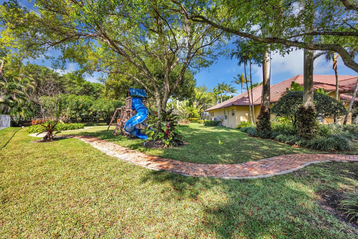 KILLIAN PLACE SUBDIVISION - Residential