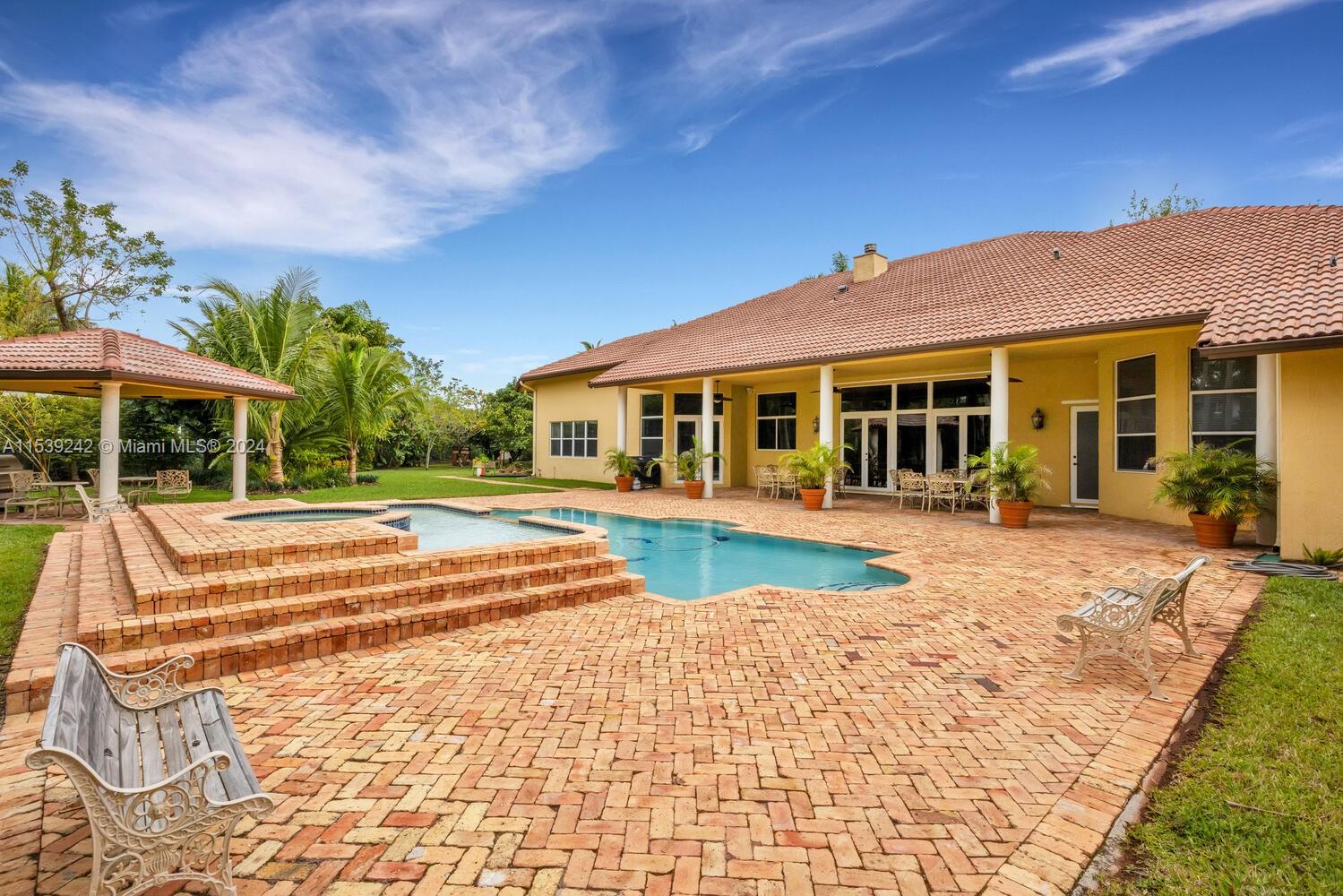 KILLIAN PLACE SUBDIVISION - Residential