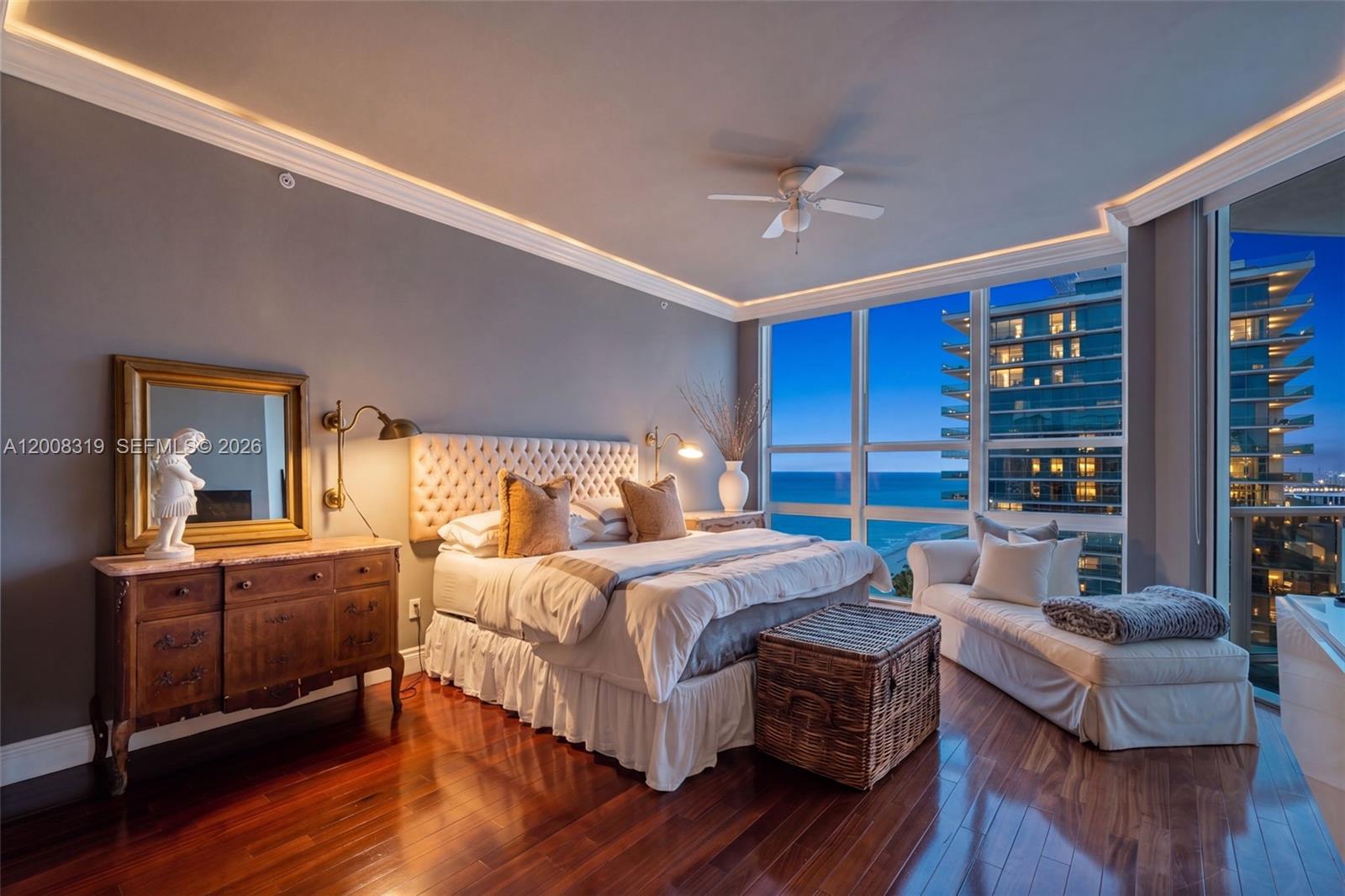 BELLINI CONDO - Residential