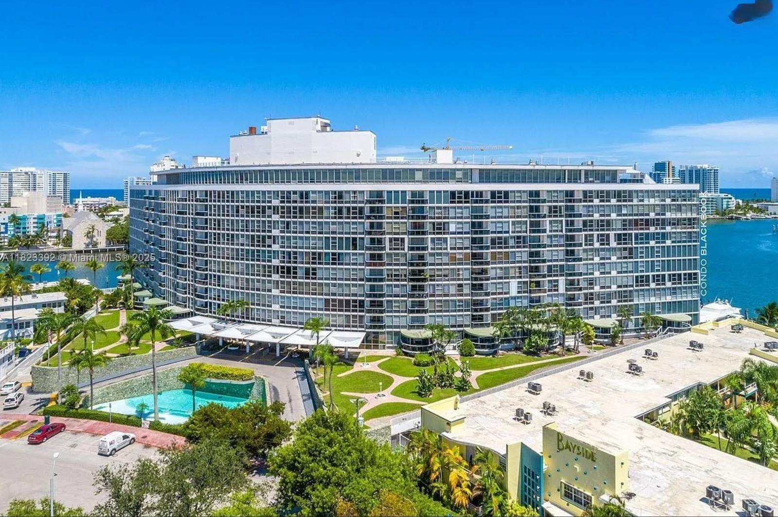 900 Bay Dr 620622   6, Miami Beach, Miami-Dade County, Florida - 4 Bedrooms  
4 Bathrooms - 