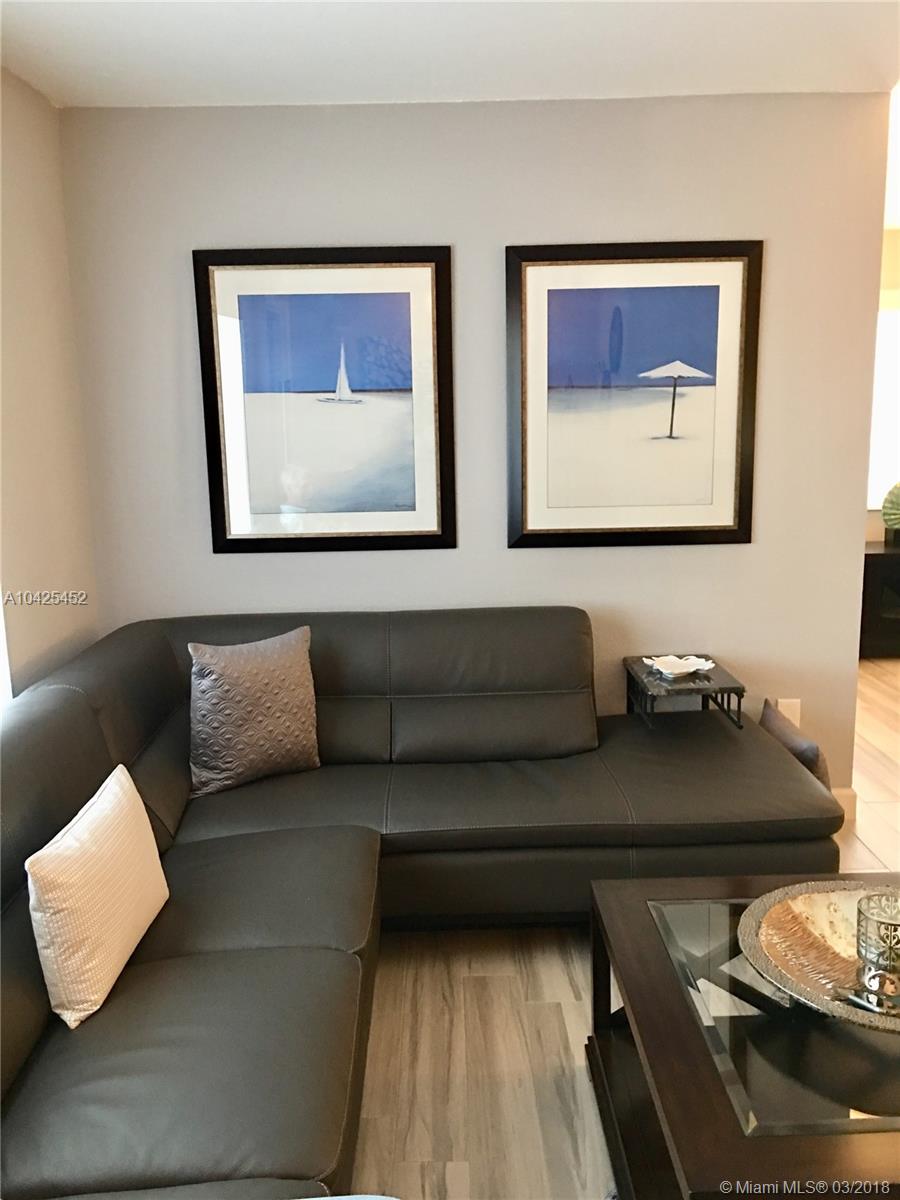 KENDALL LKS EAST PATIO CO - Residential Lease