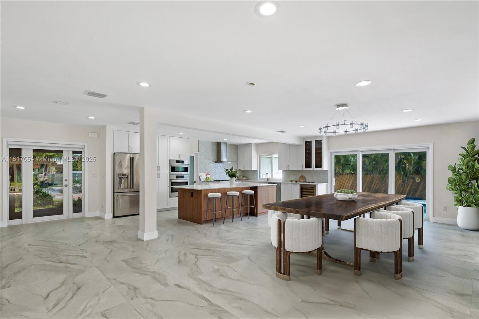 12985 Ortega Ln