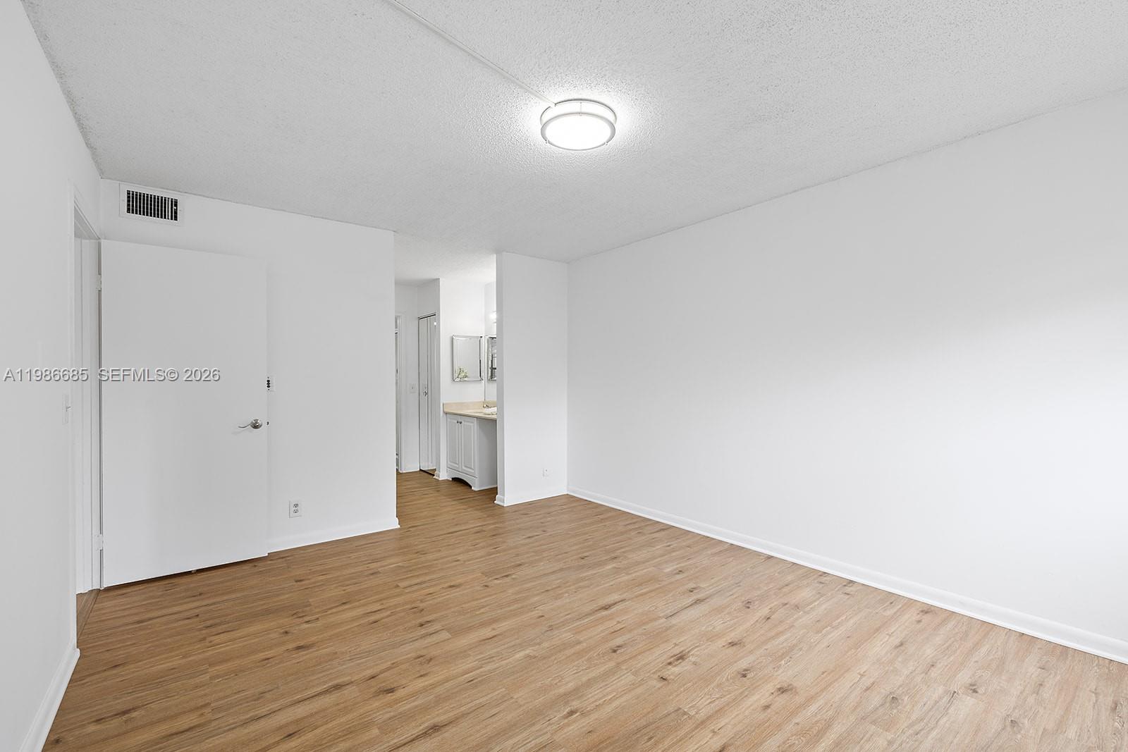 CAMBRIDGE AT CENTURY VILL - Residential