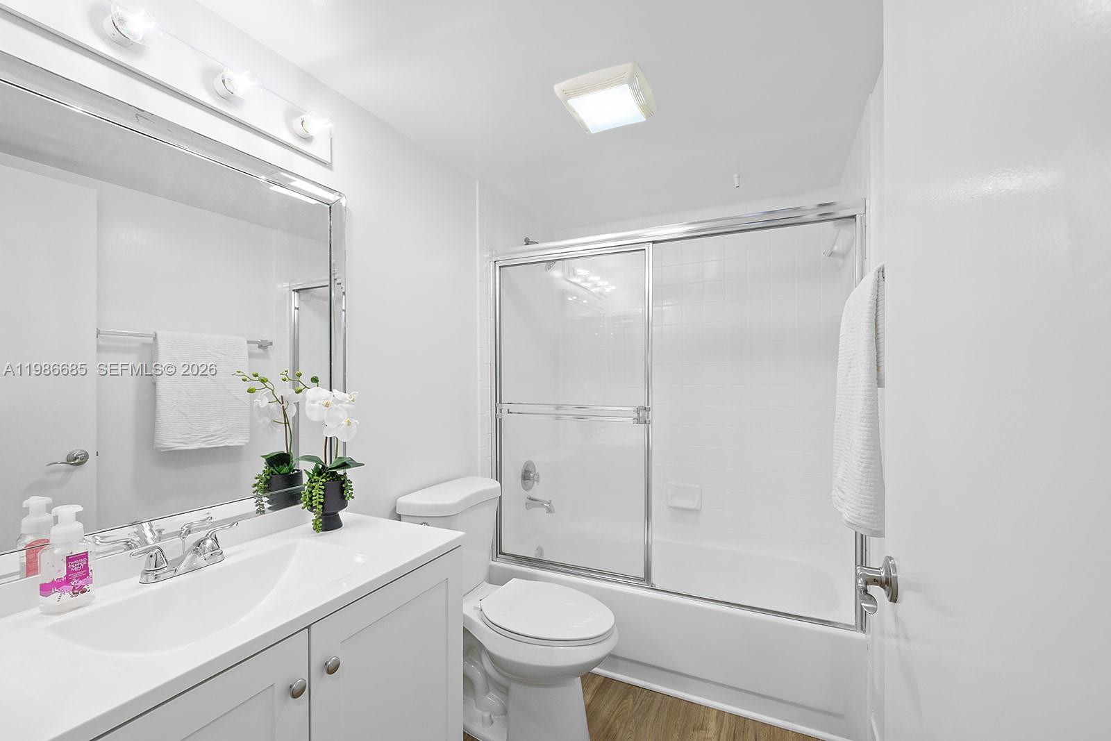 CAMBRIDGE AT CENTURY VILL - Residential