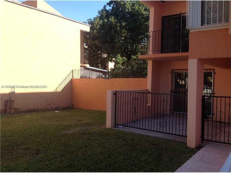 2415 NW 11th St 26A