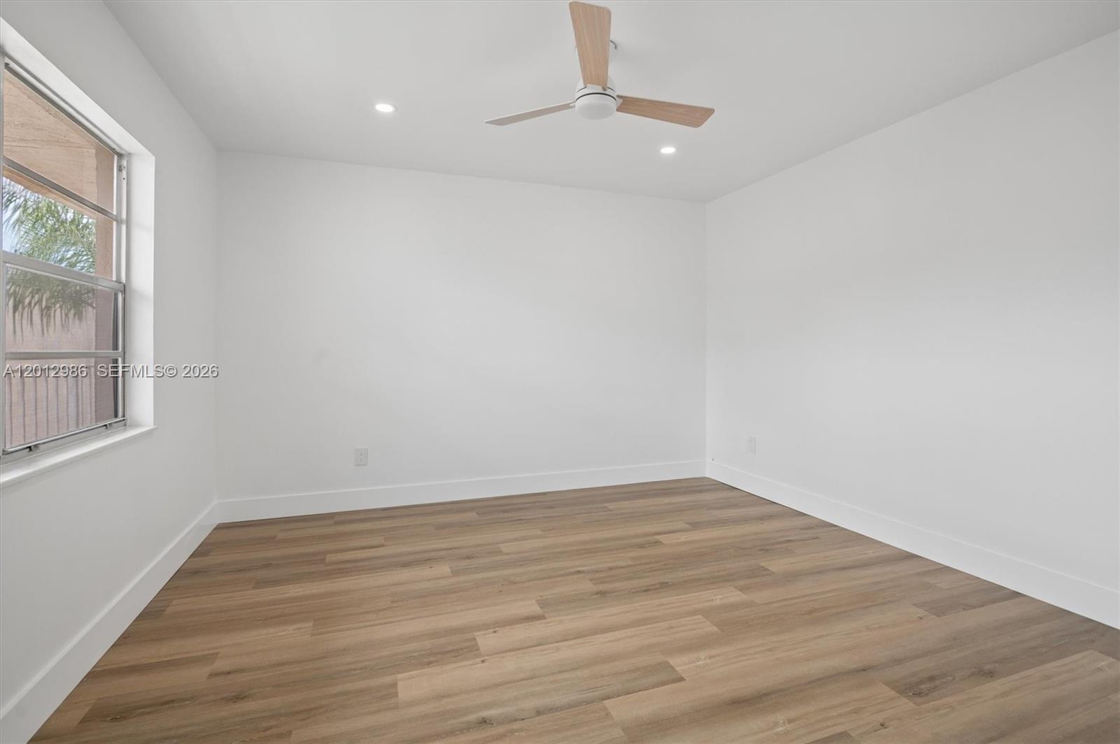 KINGS CREEK SO CONDO - Residential Lease