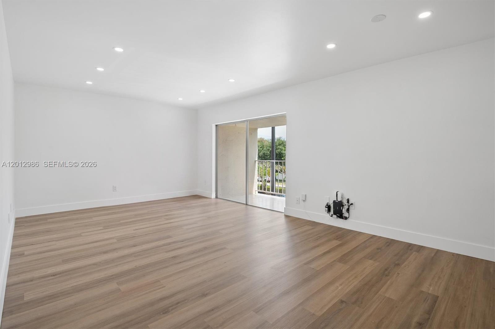 KINGS CREEK SO CONDO - Residential Lease