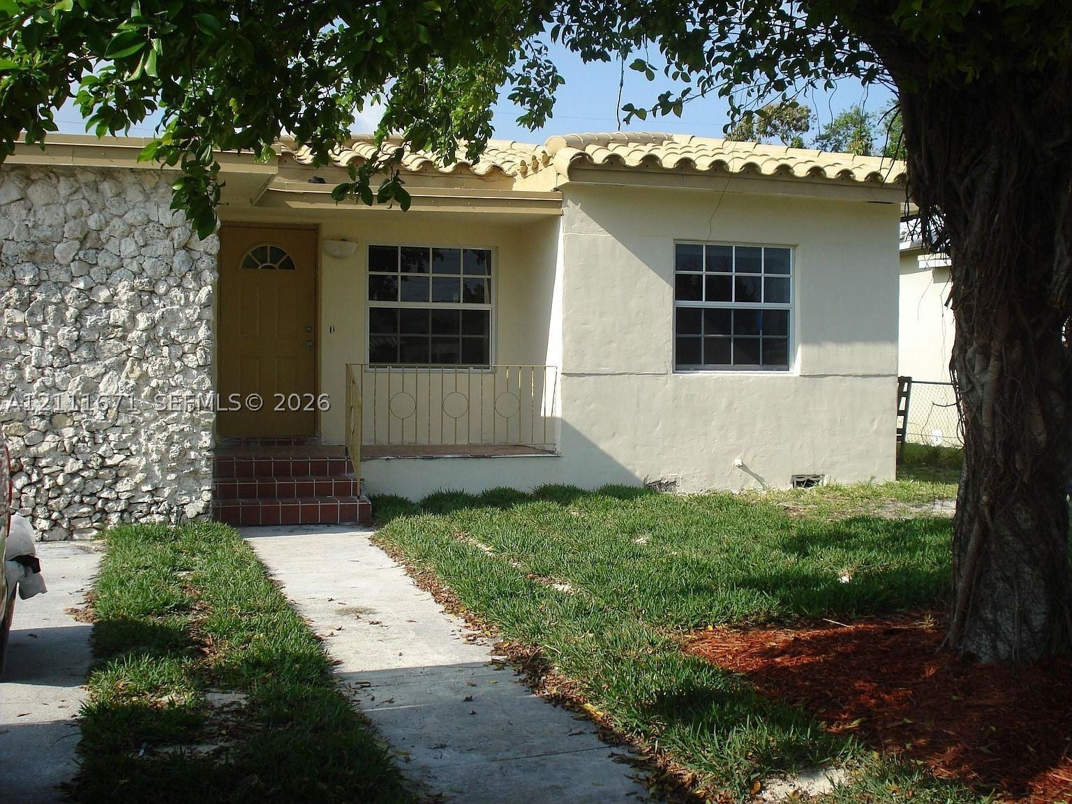 879 NW 74th St