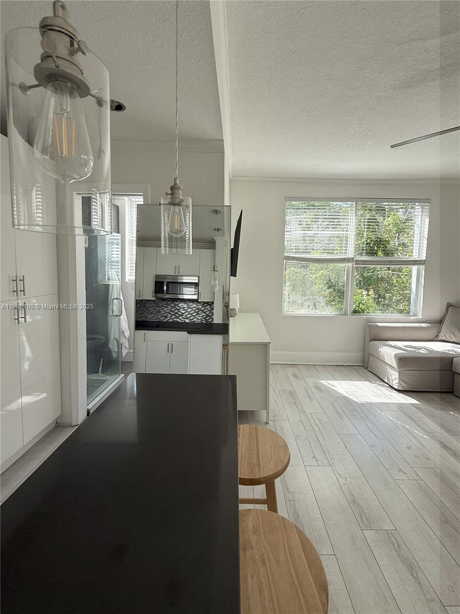 MENORES CONDO - Residential