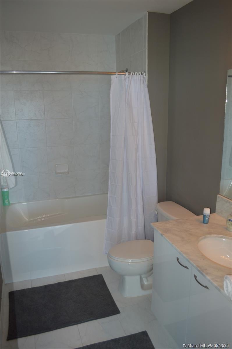 THE LOFT DOWNTOWN II COND - Residential
