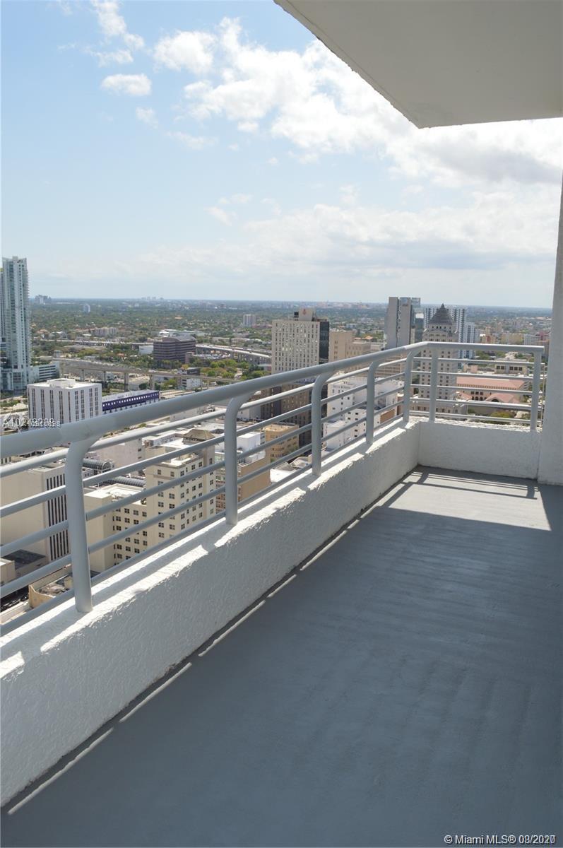 THE LOFT DOWNTOWN II COND - Residential