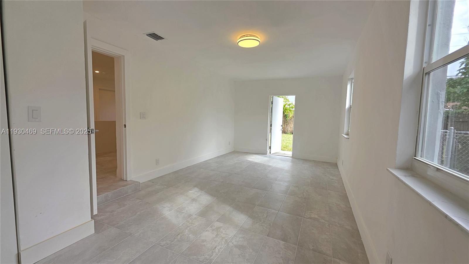 KENDALL GREEN SEC - Residential