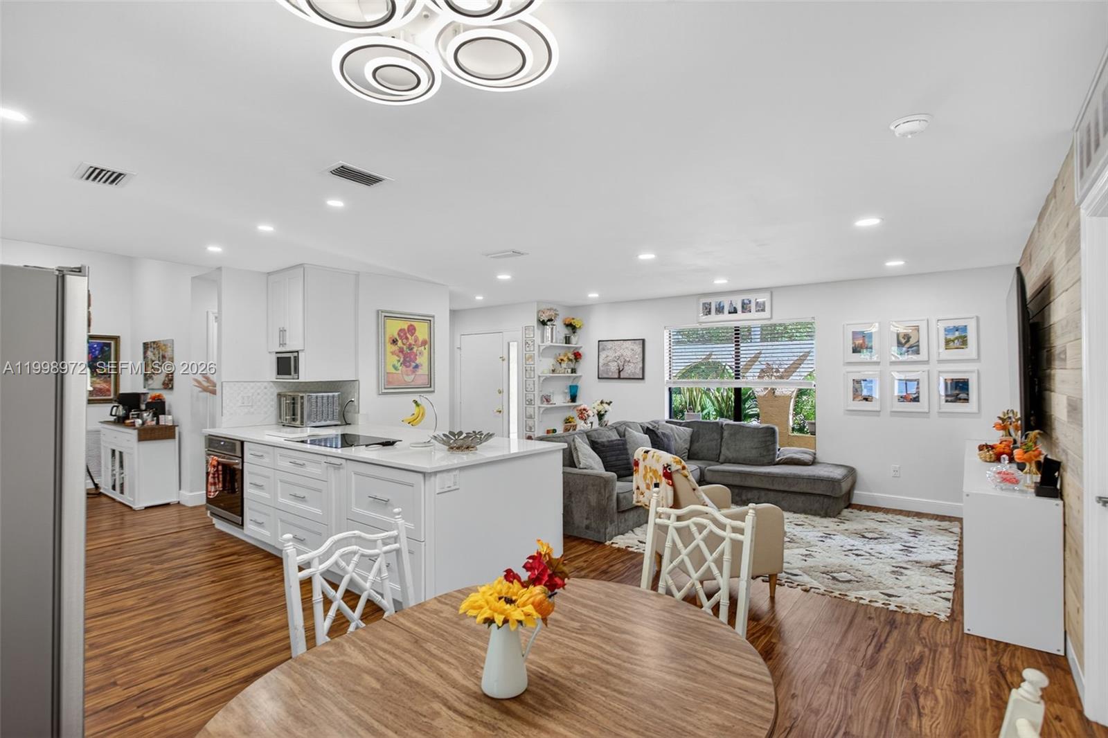 RIVERGLEN EAST - Residential