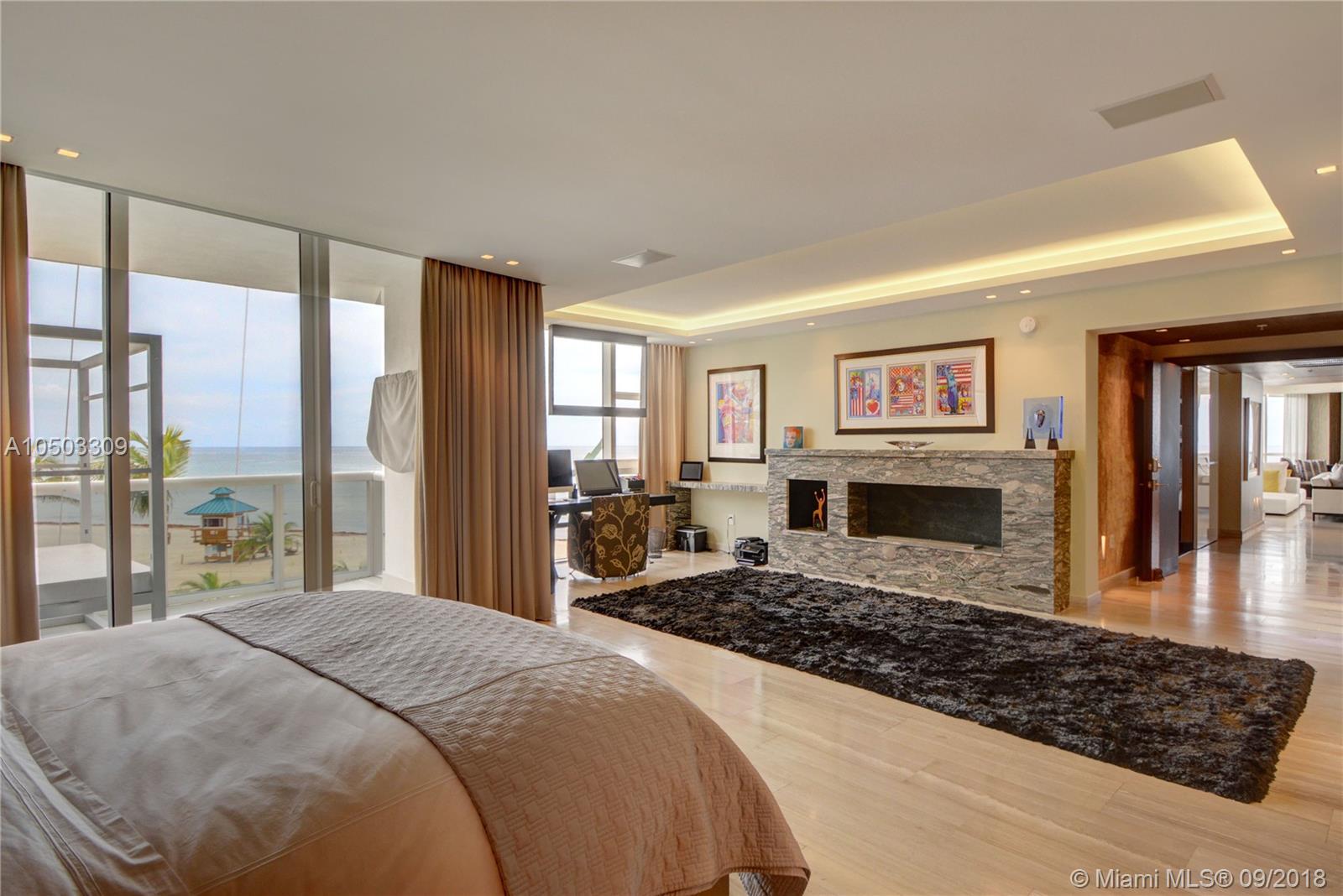 TRUMP ROYALE CONDO - Residential