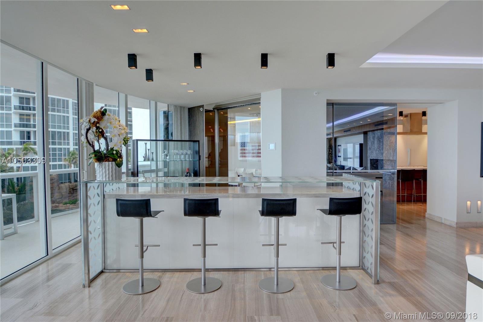 TRUMP ROYALE CONDO - Residential