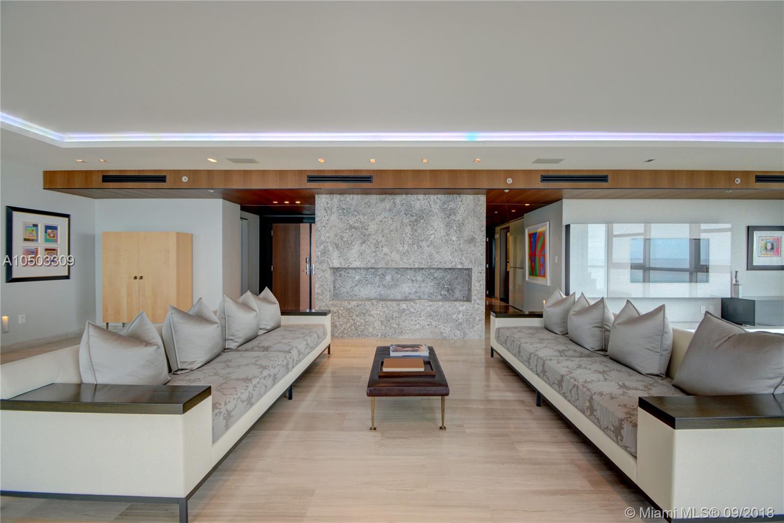 TRUMP ROYALE CONDO - Residential