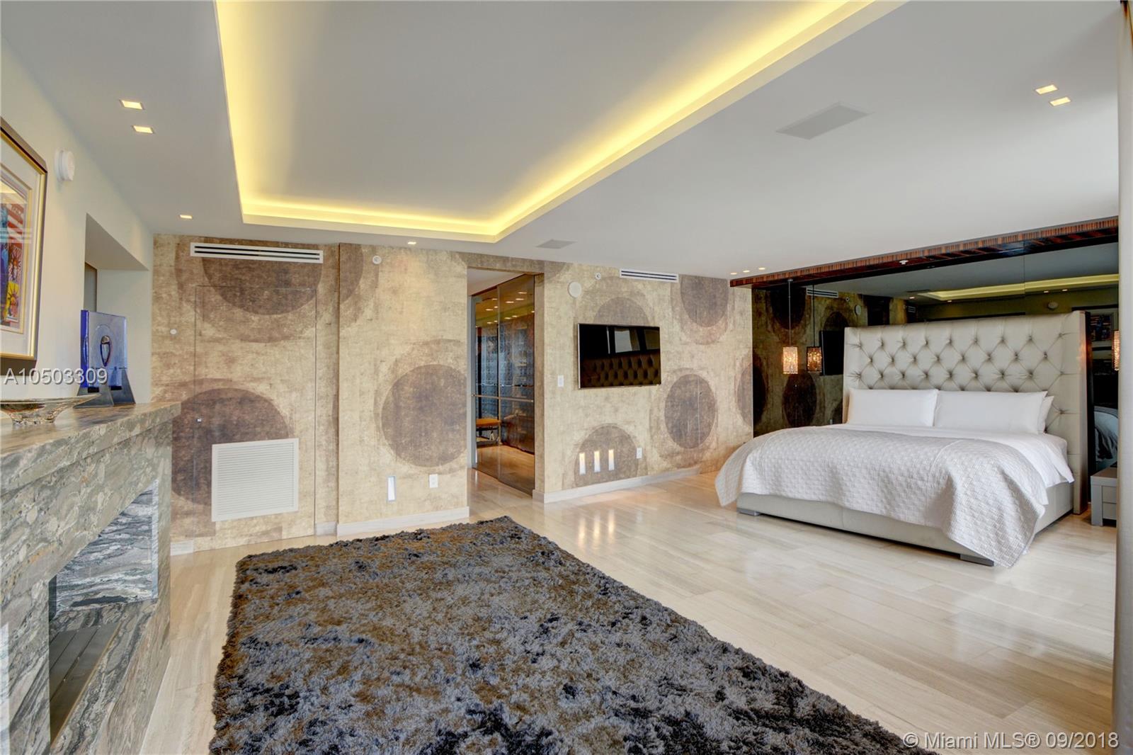 TRUMP ROYALE CONDO - Residential