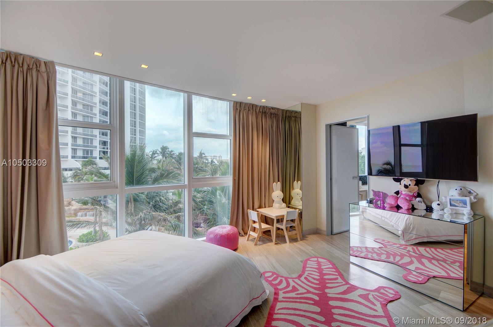TRUMP ROYALE CONDO - Residential