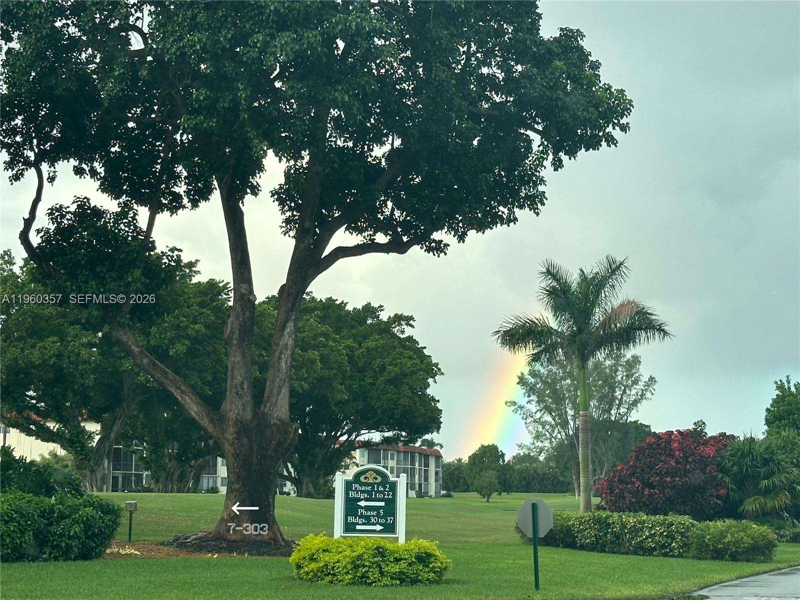 HOLLYBROOK GOLF AND - Residential