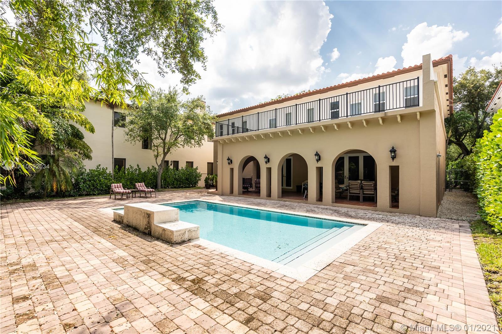 PRICE TERRACE - Residential Income