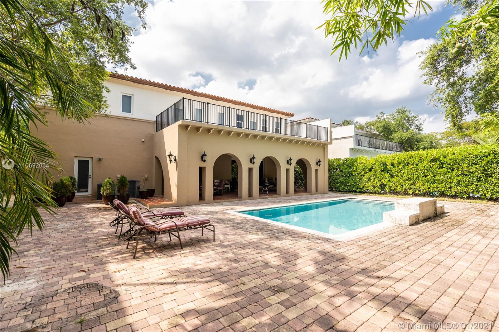 PRICE TERRACE - Residential Income