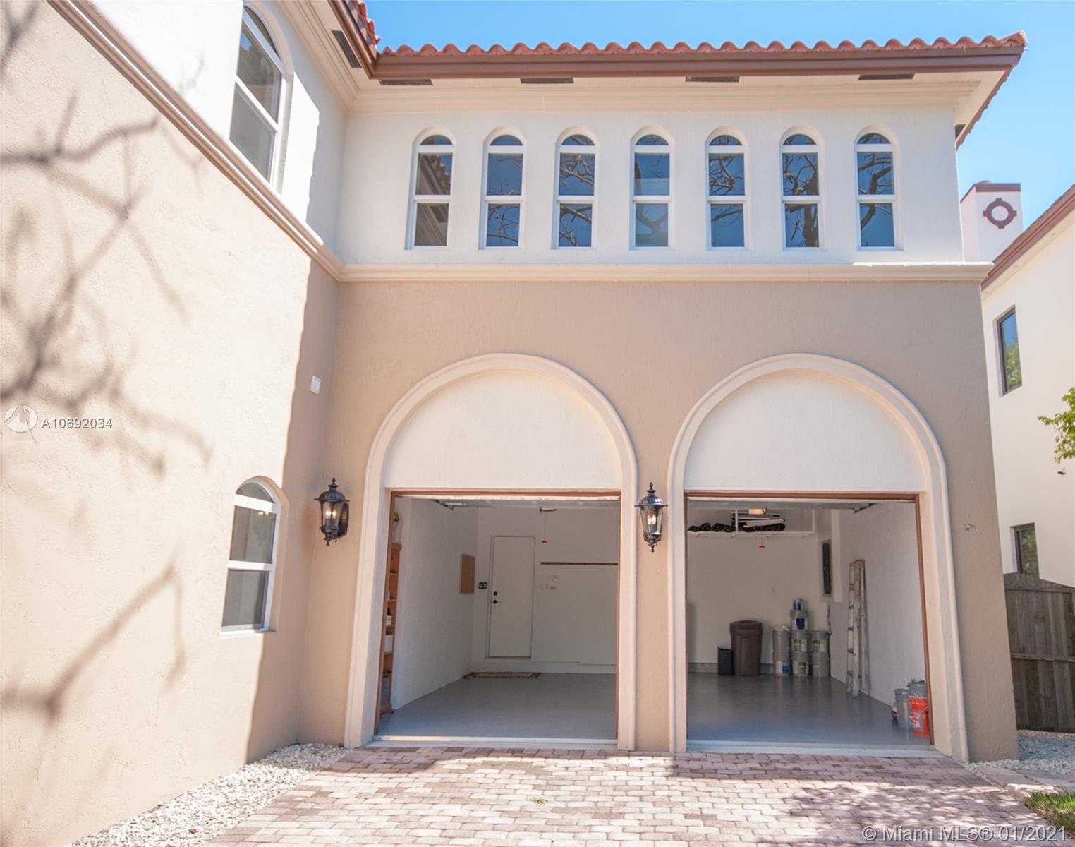 PRICE TERRACE - Residential Income