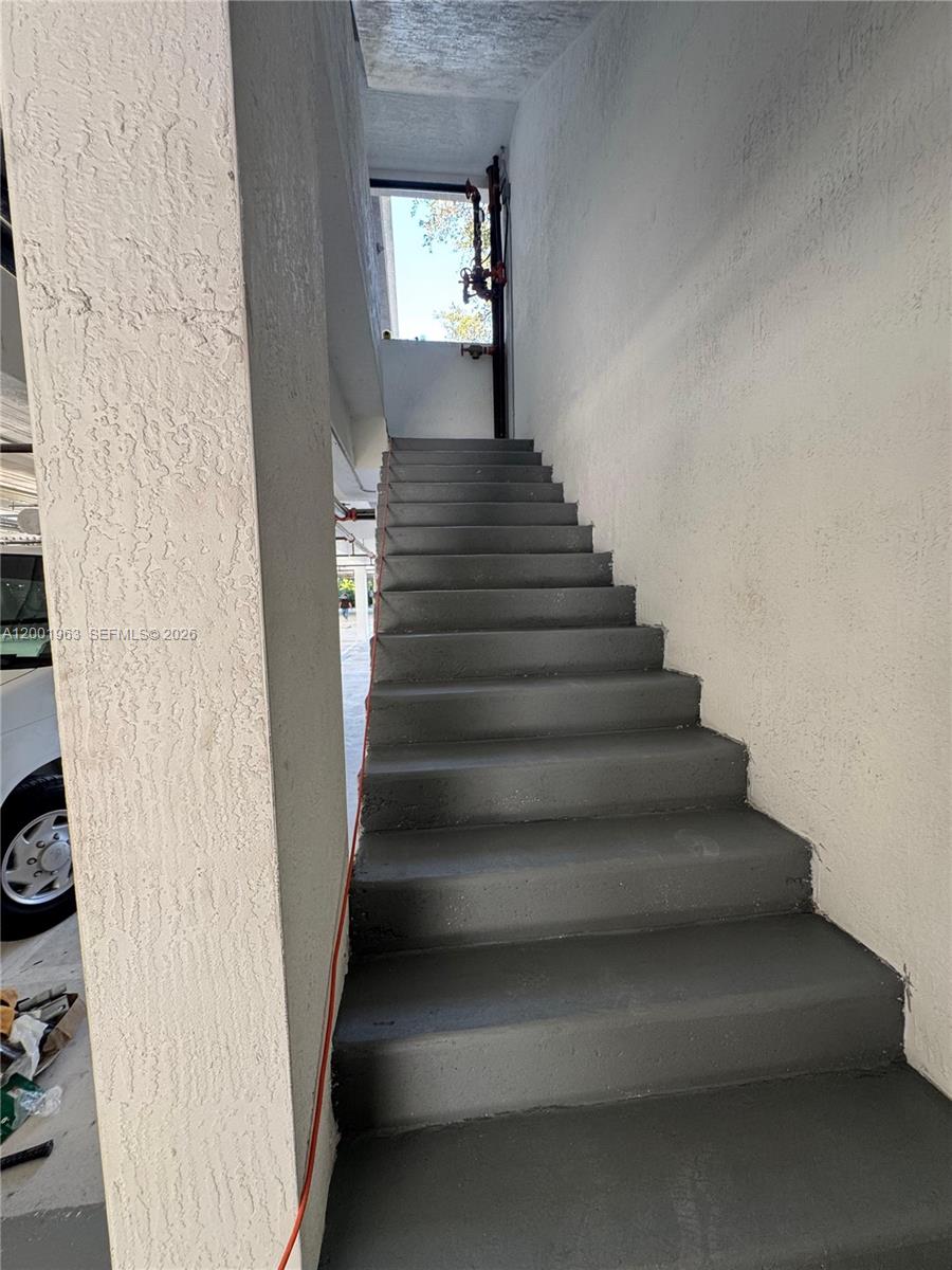 HIGH SCHOOL PK TRACK - Residential Lease