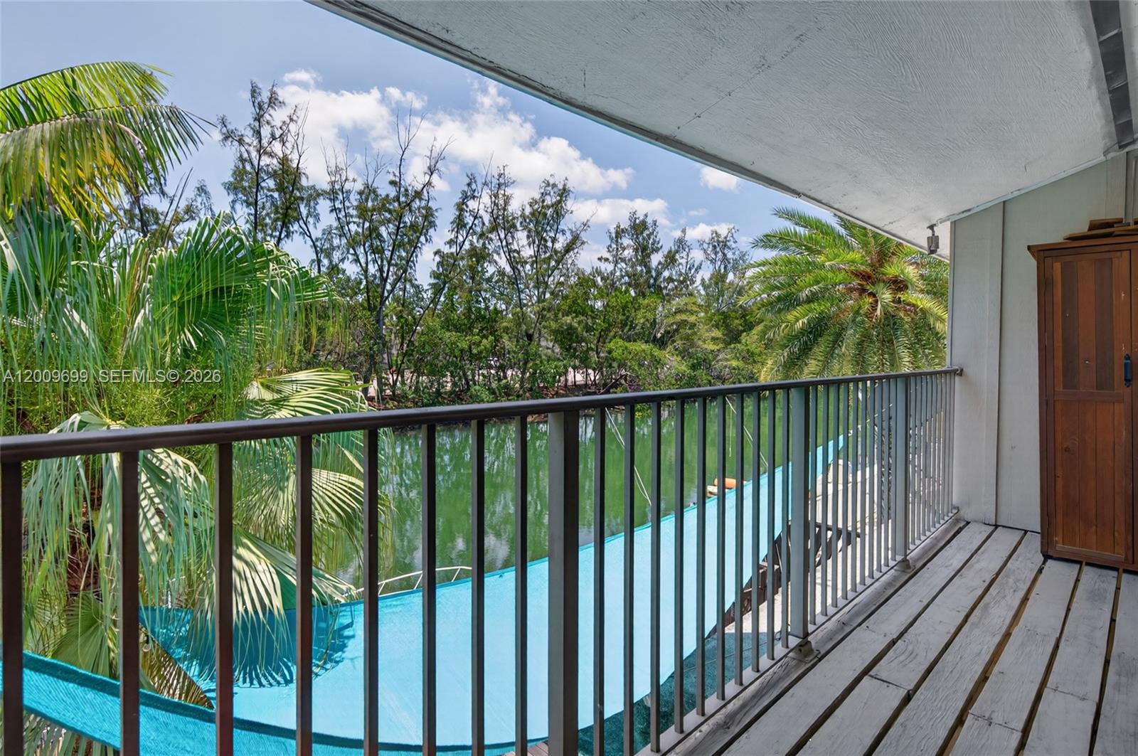 EASTERN SHORES - Residential