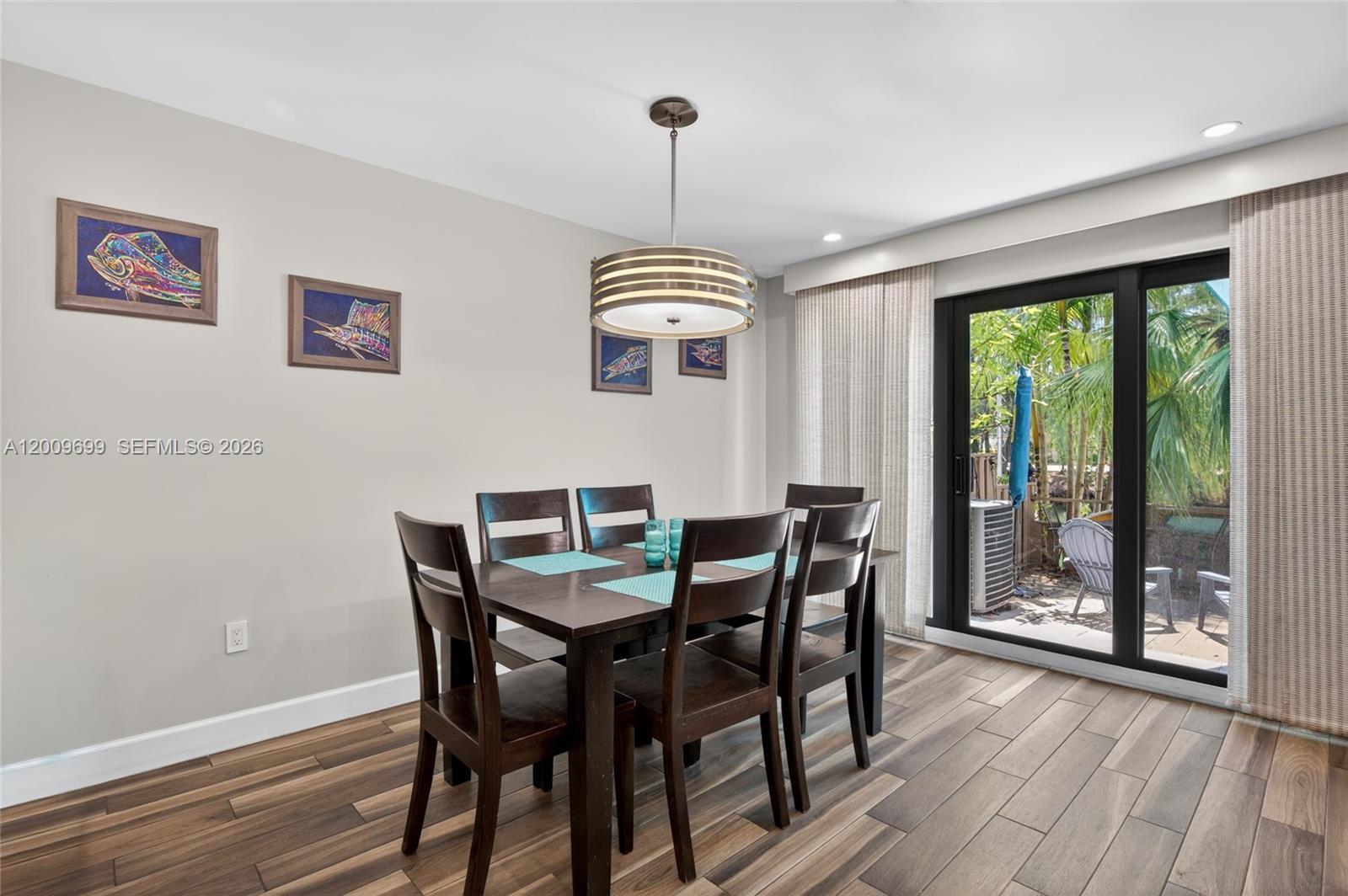 EASTERN SHORES - Residential