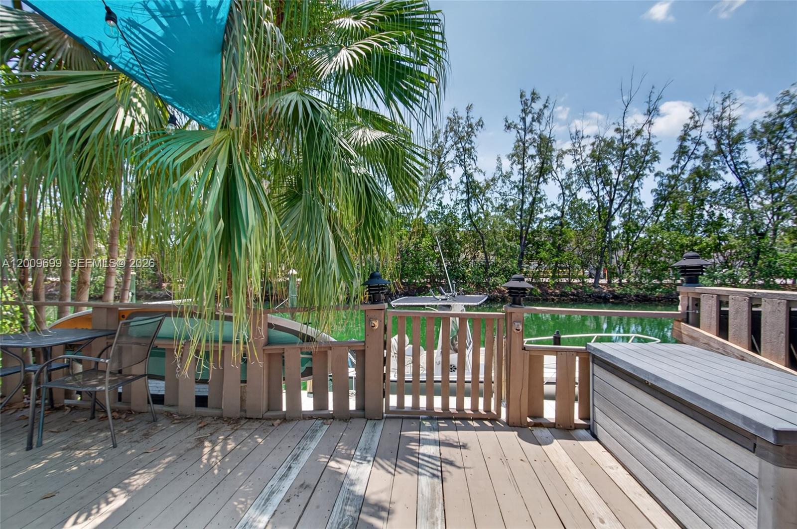 EASTERN SHORES - Residential