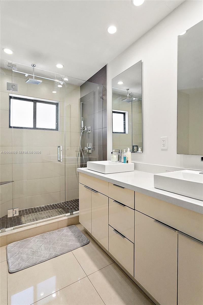 PALM SPRINGS SUB SEC A 4T - Residential