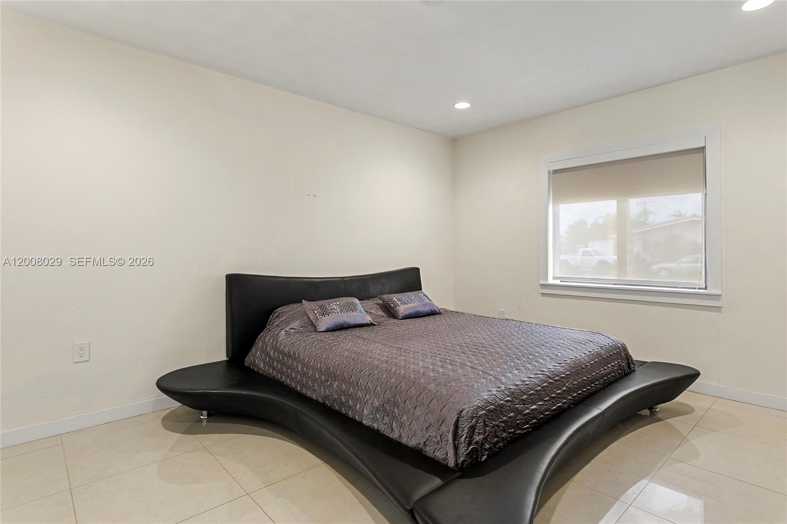 PALM SPRINGS SUB SEC A 4T - Residential