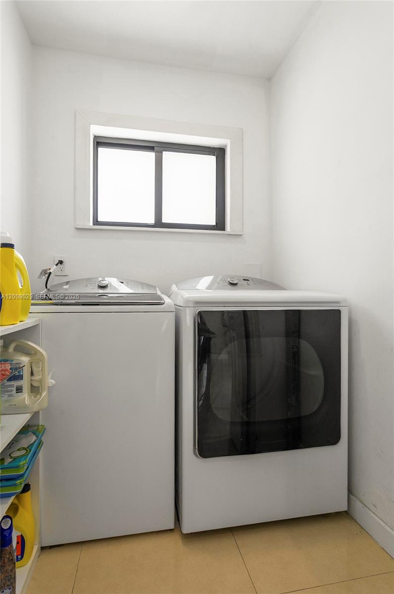 PALM SPRINGS SUB SEC A 4T - Residential