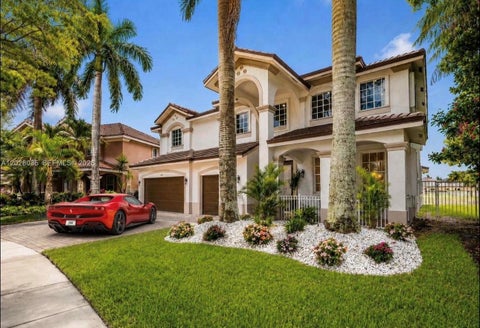 Photo of 1088 Skylark Dr, Weston, FL 33327 (MLS # A12028035)