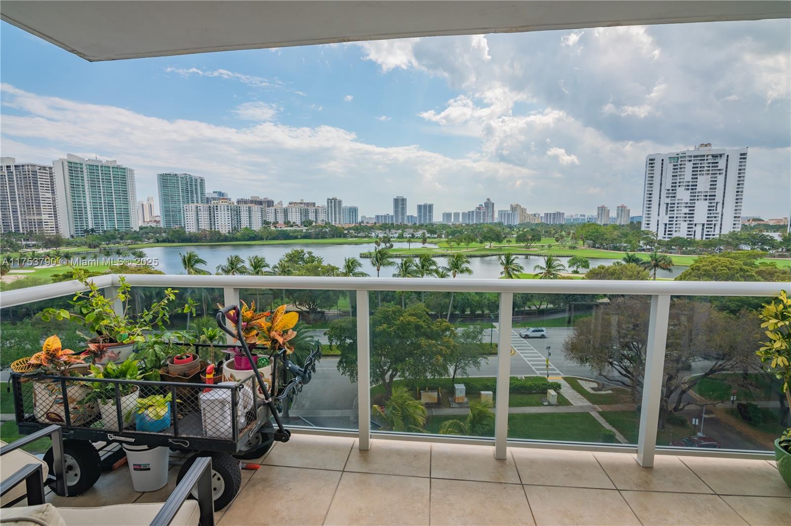 AVENTURA ELDORADO CONDO - Residential