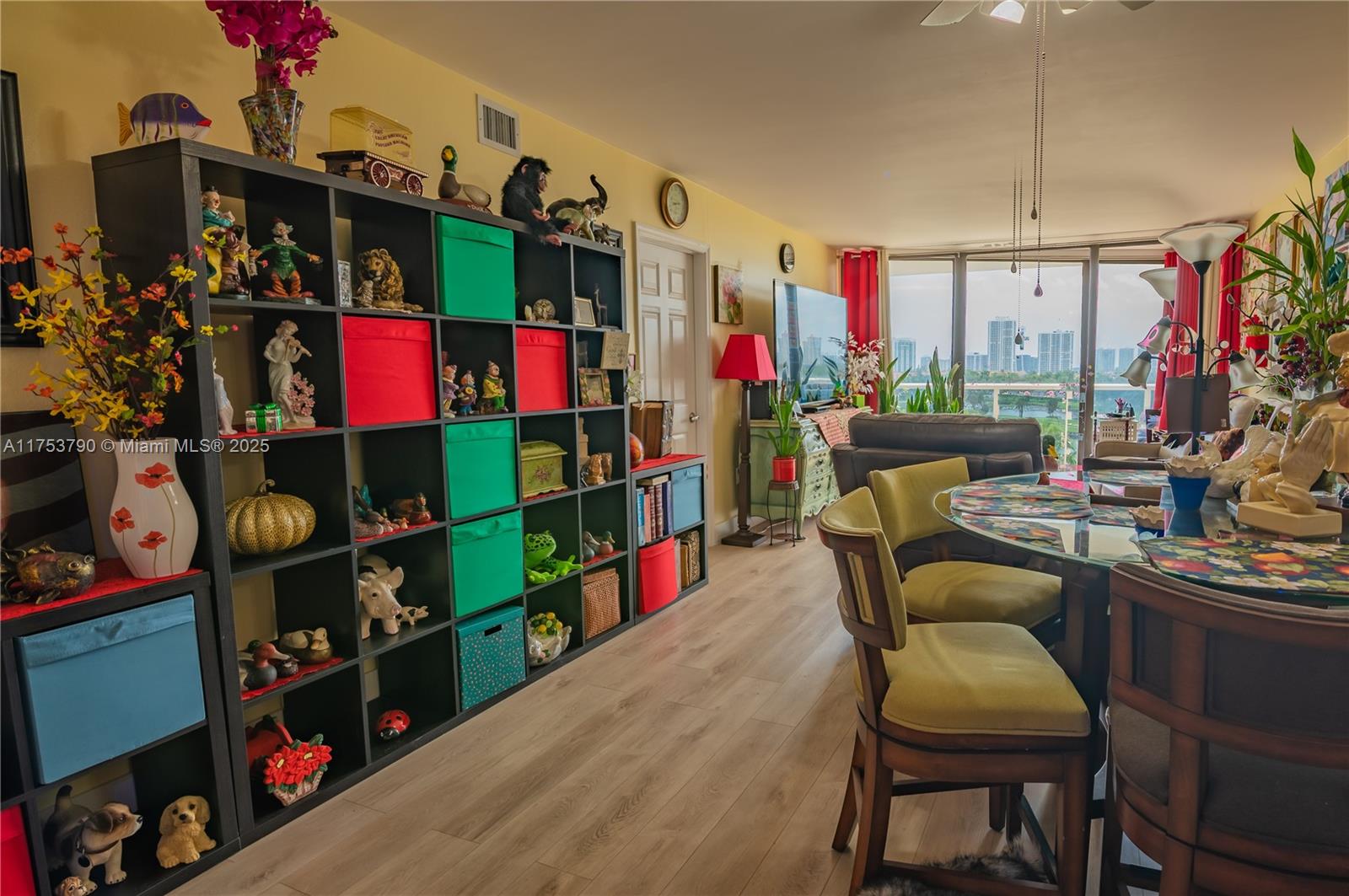 AVENTURA ELDORADO CONDO - Residential