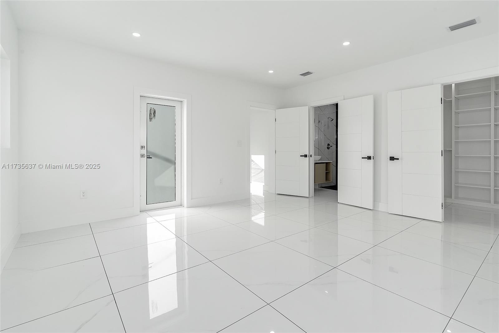 CORAL WAY CENTER AMD - Residential