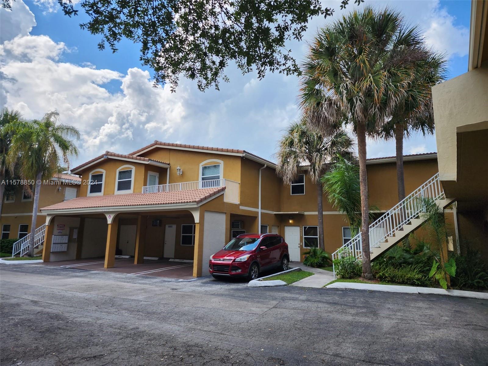 10667 Nw 45th St 10667, Coral Springs, Broward County, Florida - 3 Bedrooms  
3 Bathrooms - 
