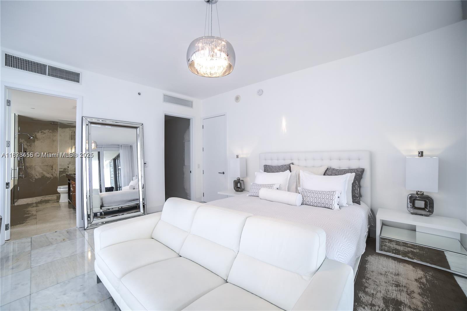BAL HARBOUR NORTH SOUTH C - Residential Lease
