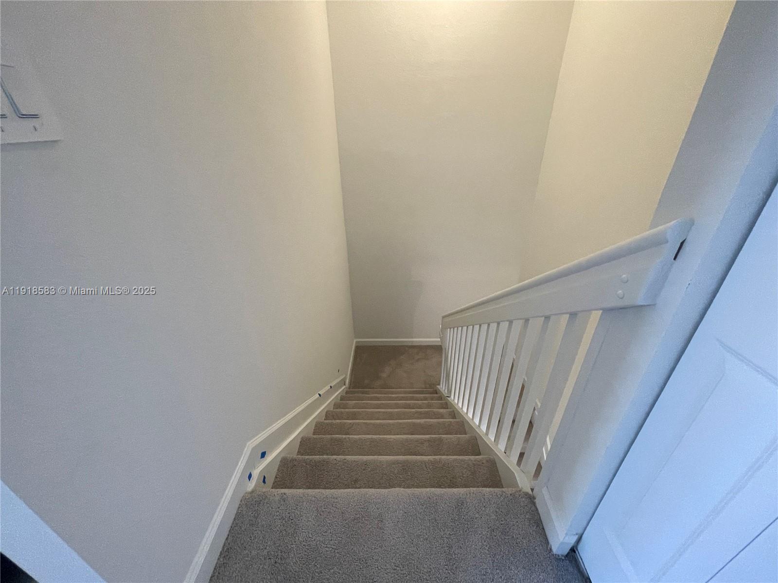 Corsica - Residential Lease