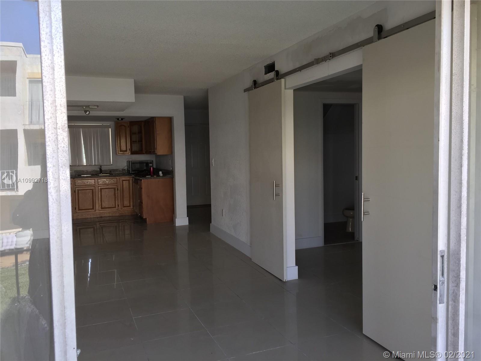 THE BEACH CLUB FONTAINEBL - Residential Lease