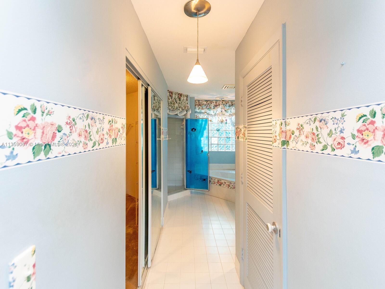 CALIFORNIA COURTS CONDO - Residential