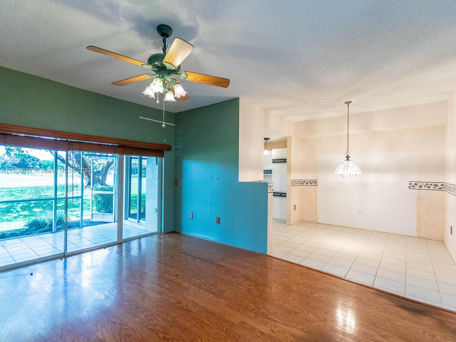 CALIFORNIA COURTS CONDO - Residential