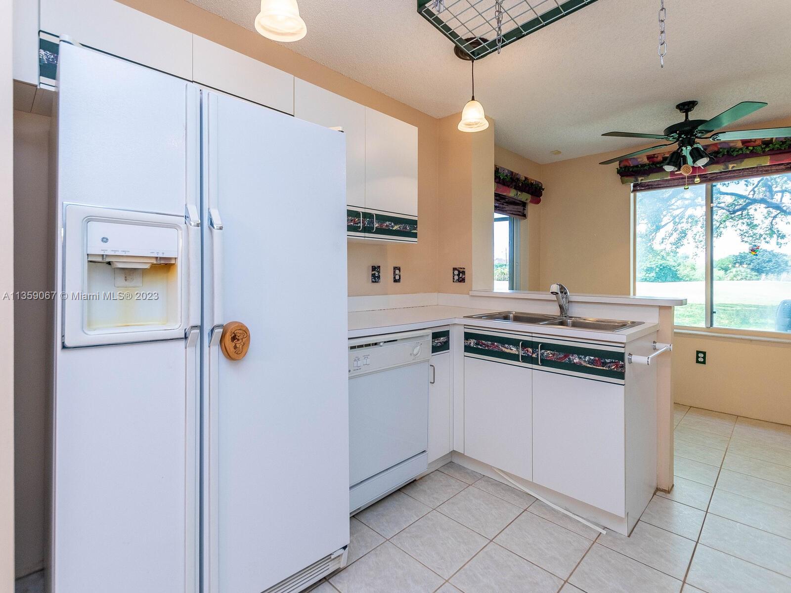 CALIFORNIA COURTS CONDO - Residential