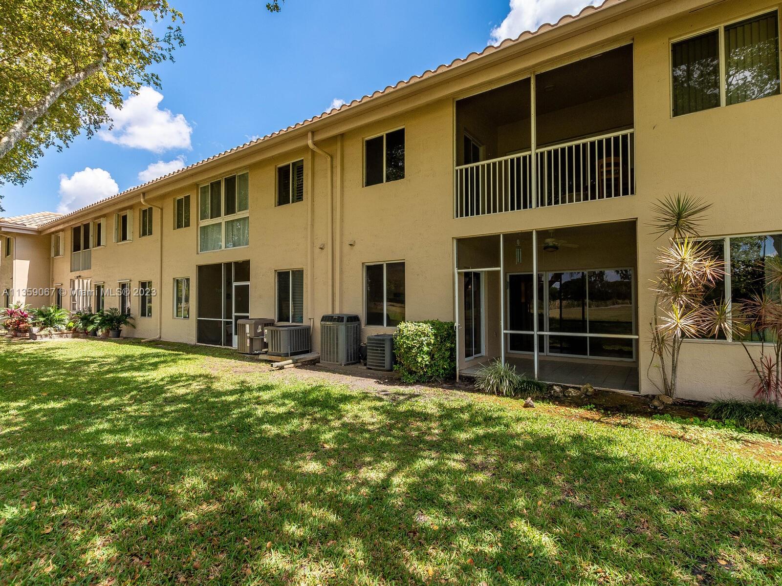 CALIFORNIA COURTS CONDO - Residential