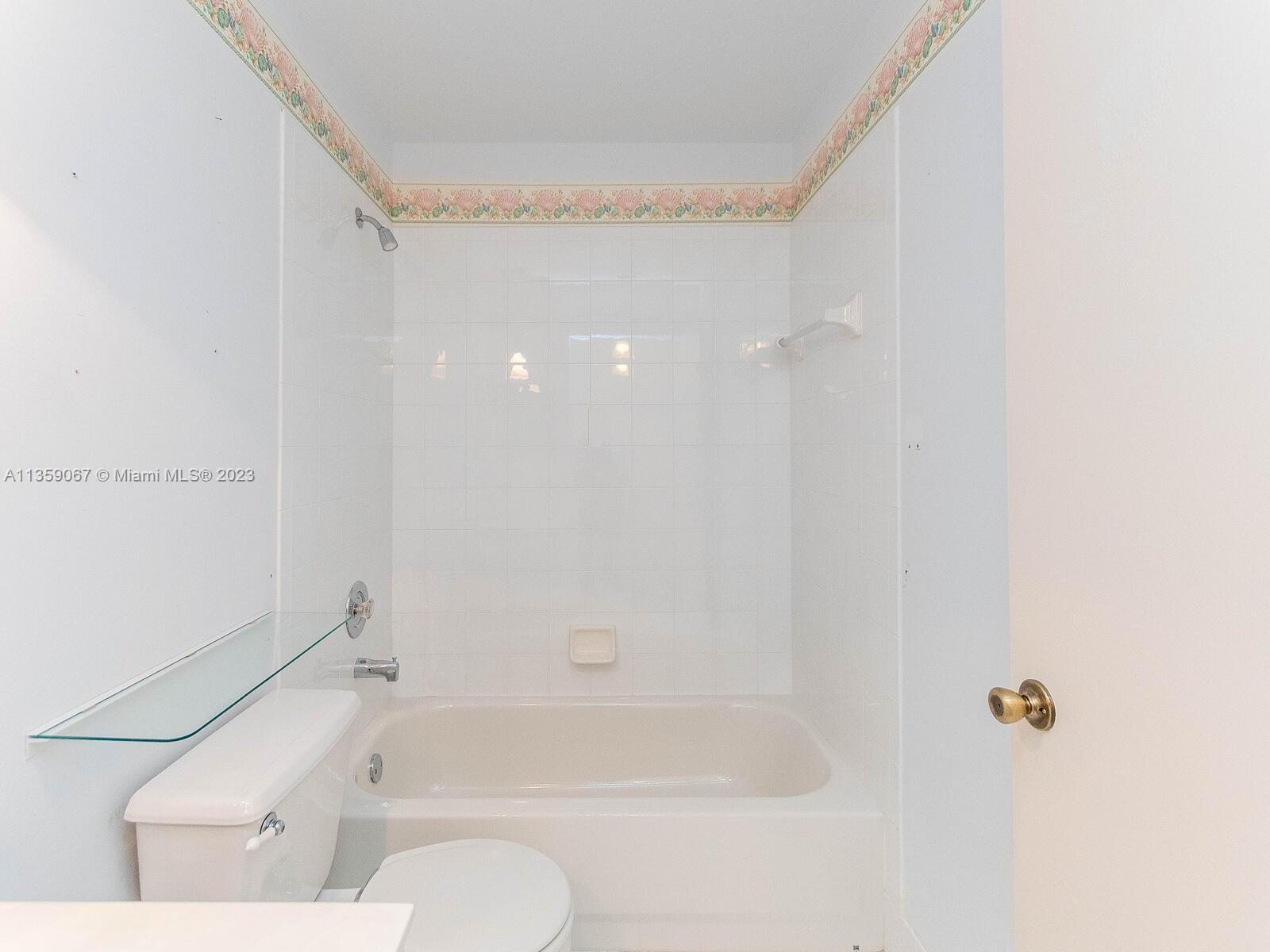 CALIFORNIA COURTS CONDO - Residential