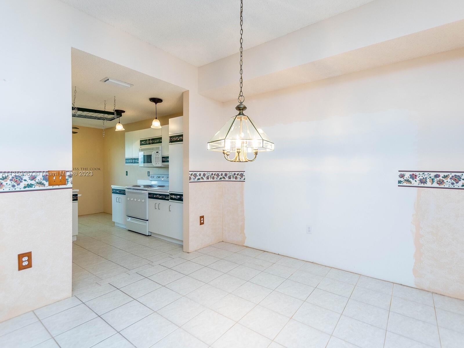 CALIFORNIA COURTS CONDO - Residential