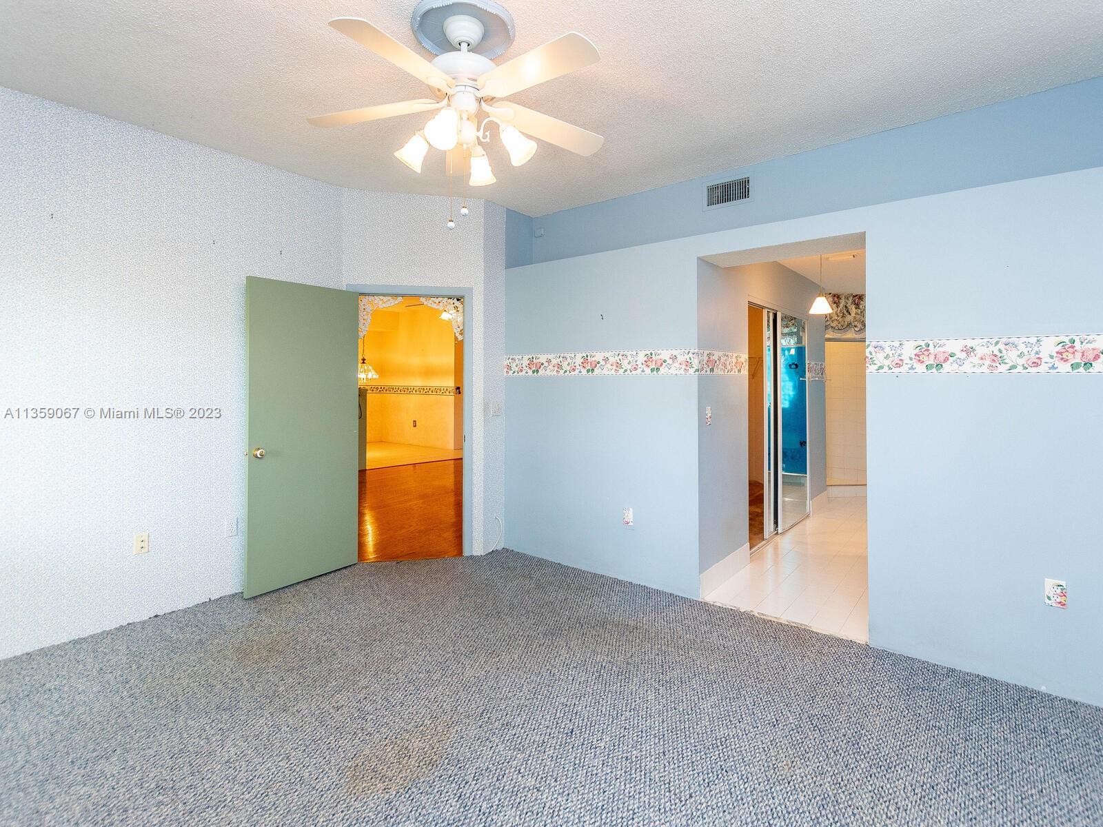 CALIFORNIA COURTS CONDO - Residential