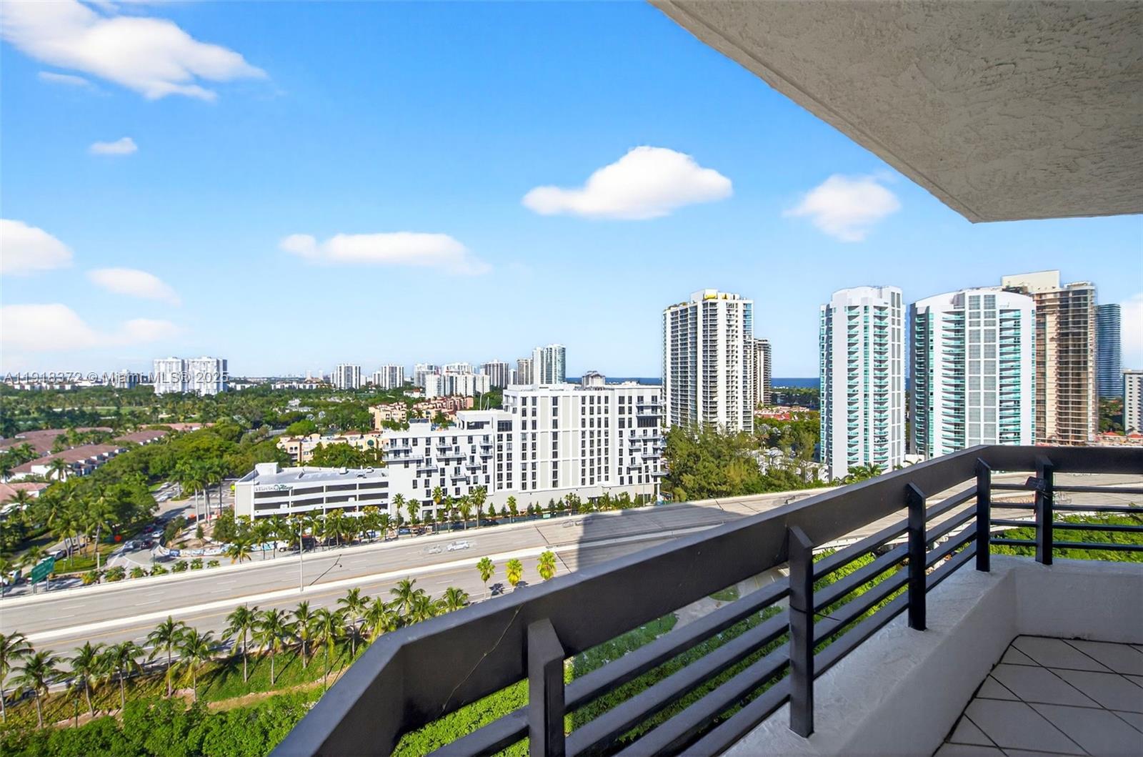 MYSTIC POINTE TOWER 400 C - Residential