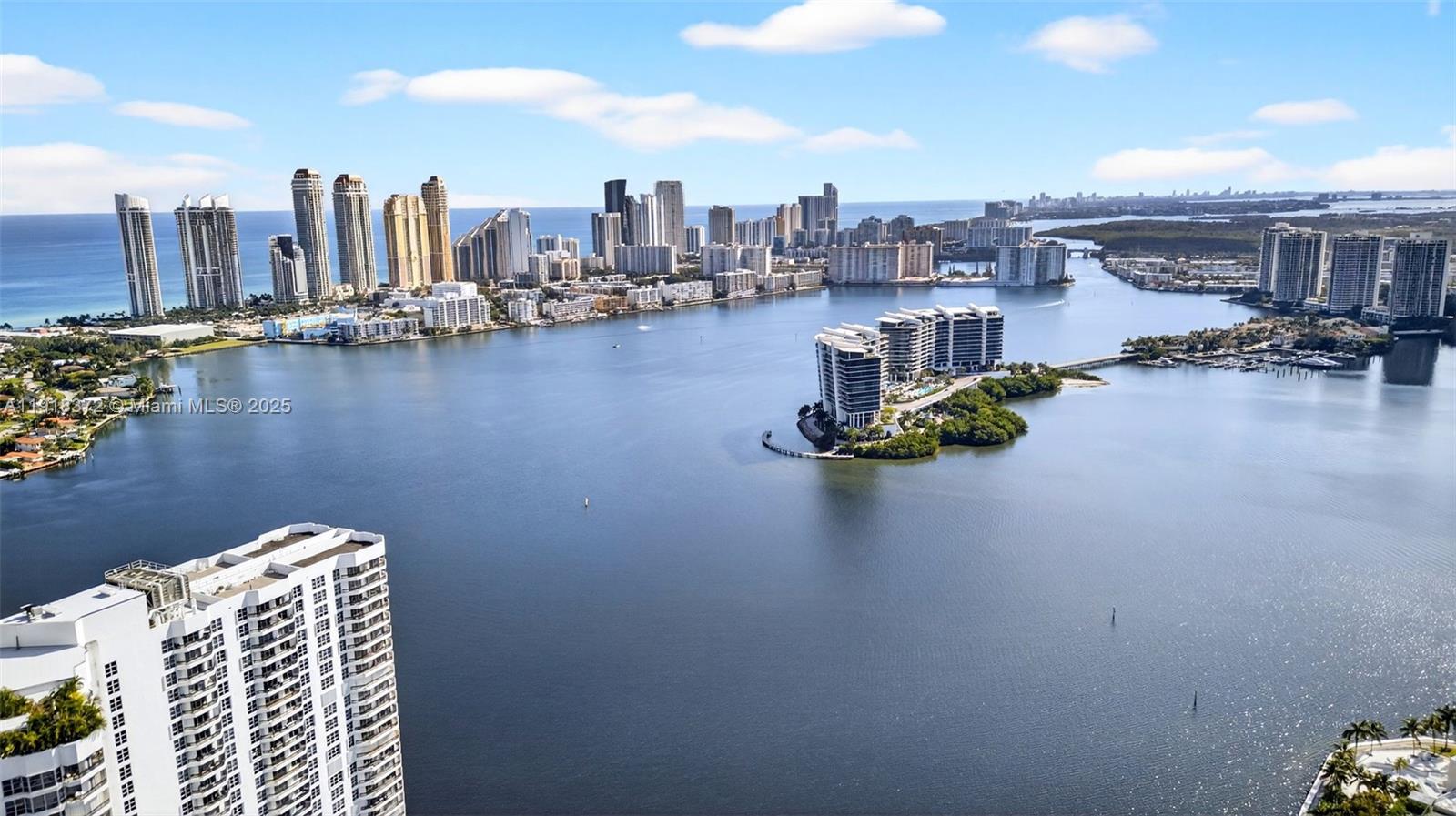 MYSTIC POINTE TOWER 400 C - Residential